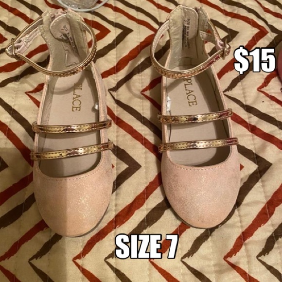 My daughter shoe and clothes. - Picture 7 of 8